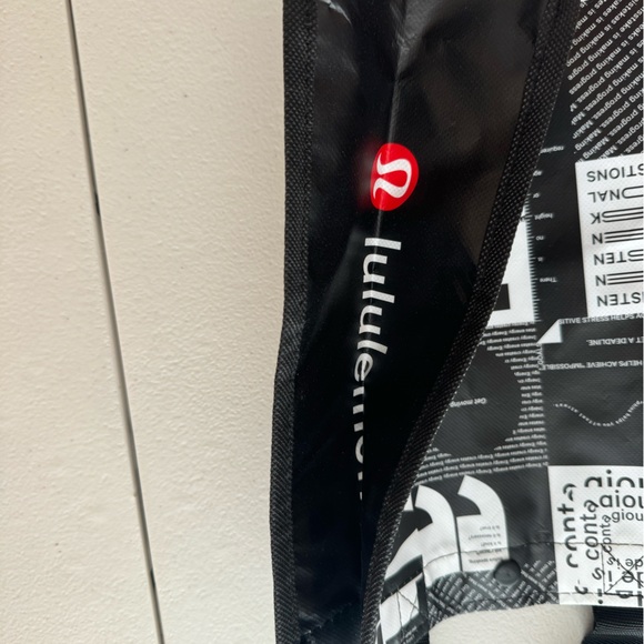 Lululemon reusable small size tote bag bundle - Picture 12 of 12